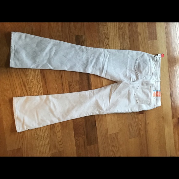 The perfect white pants! - Picture 3 of 4